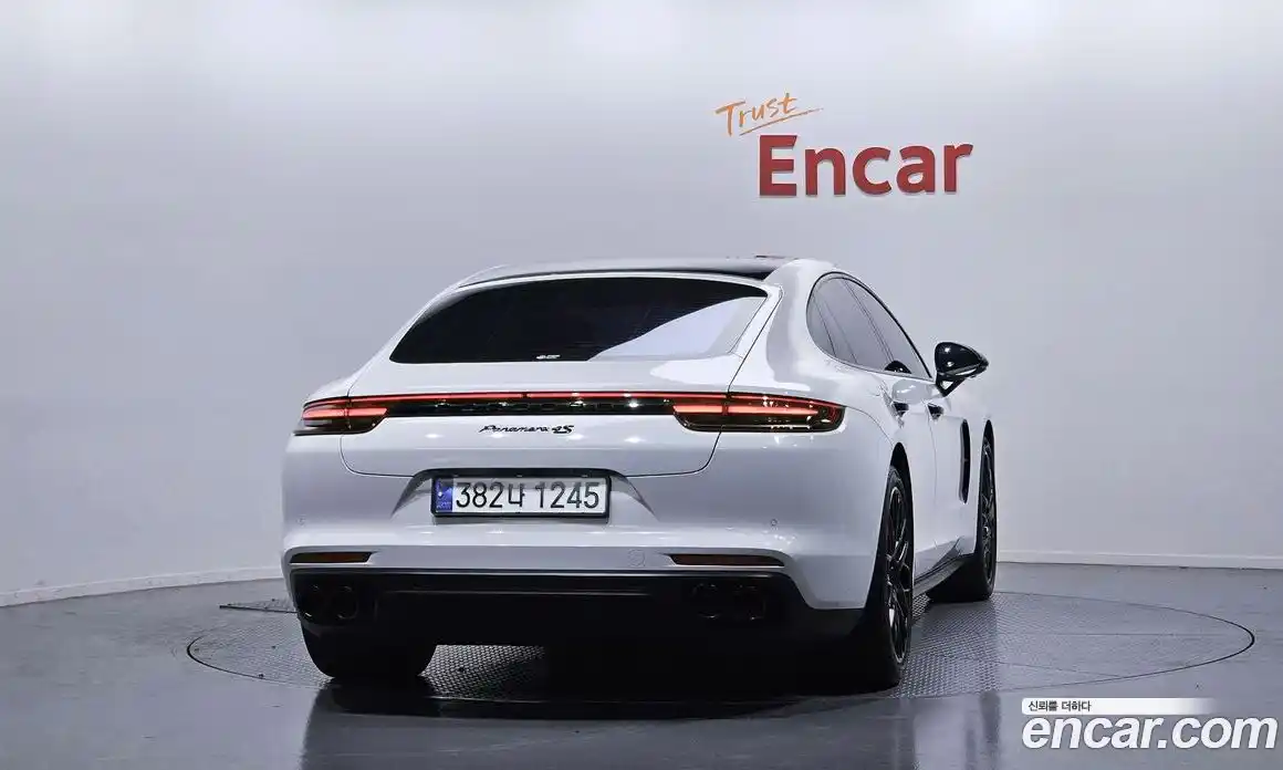 Porsche Panamera 2018 3.0 Автомат в Москве № 470601, фото 4