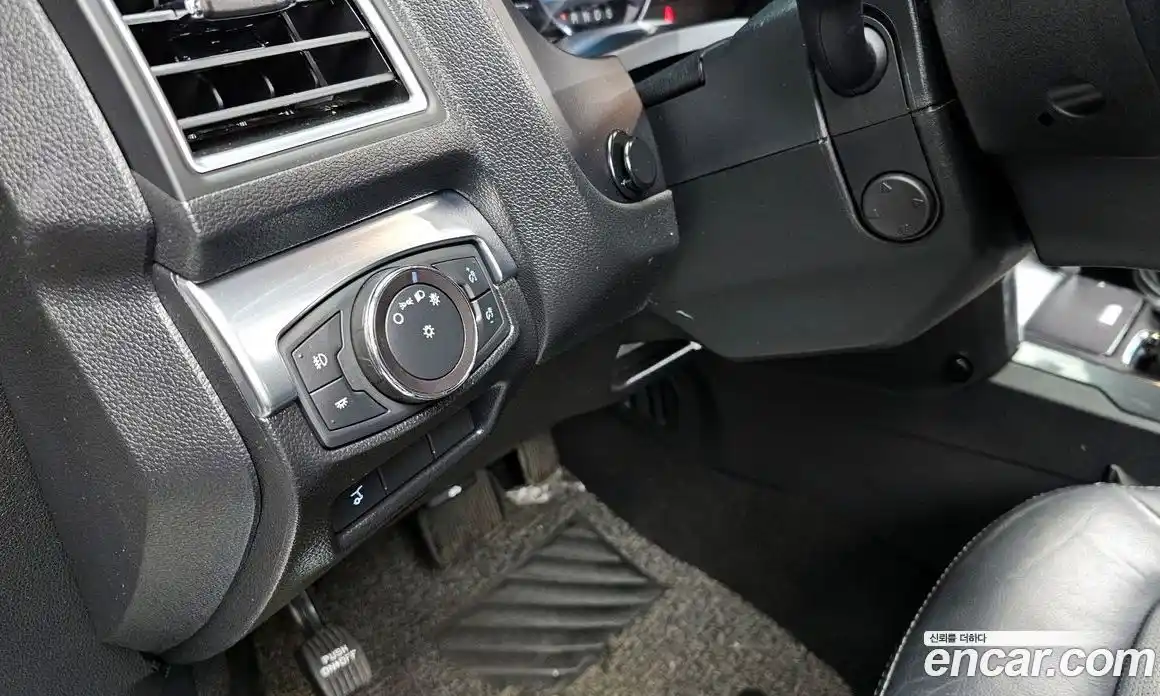 Ford Explorer 2019 2.3 Автомат в Москве № 473689, фото 17