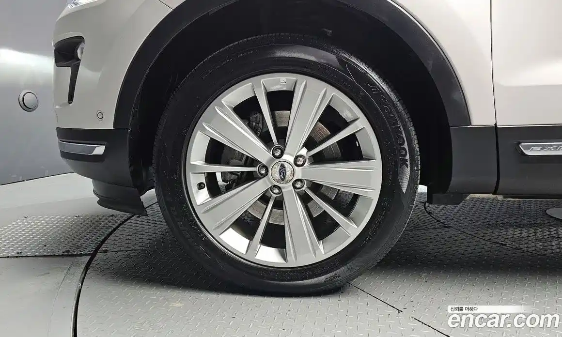 Ford Explorer 2019 2.3 Автомат в Москве № 473689, фото 5