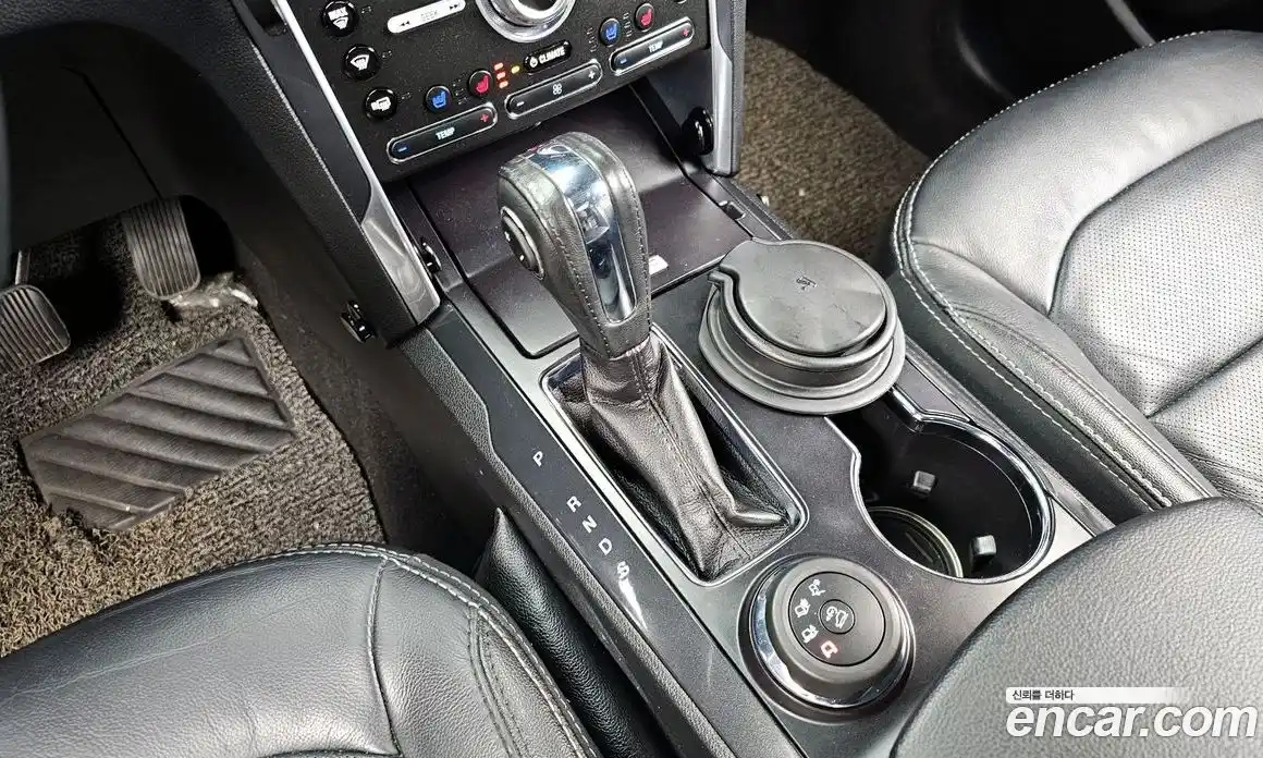 Ford Explorer 2019 2.3 Автомат в Москве № 473689, фото 9