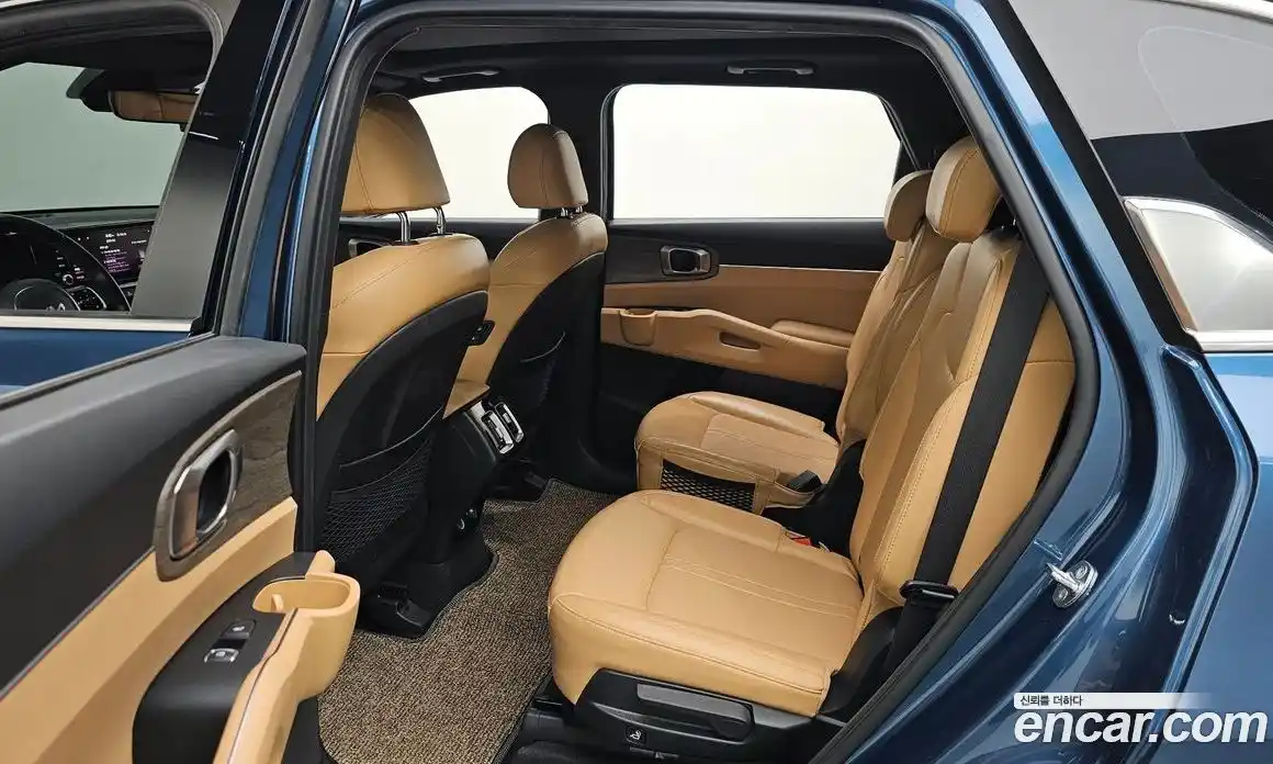 Kia Sorento 2022 2.2 Автомат в Москве № 50379, фото 4