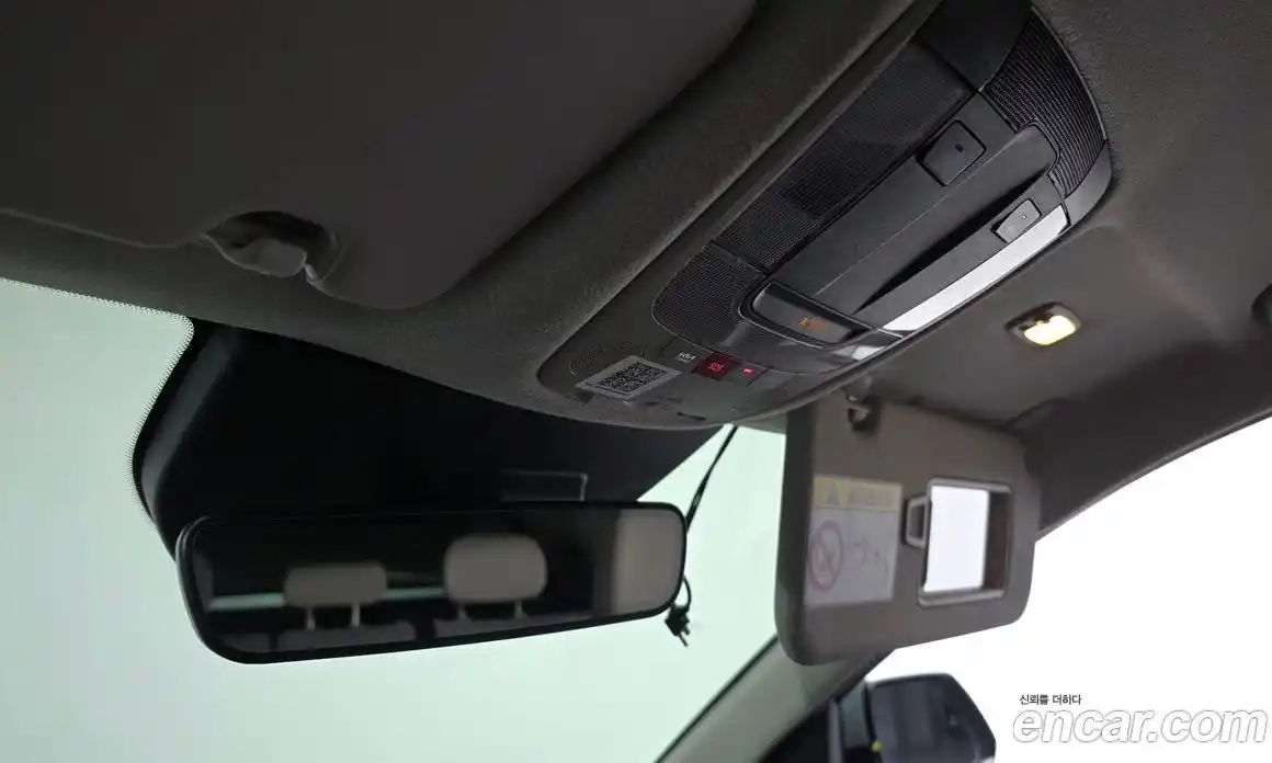 Kia Niro 2022 1.6 Автомат в Москве № 50483, фото 17