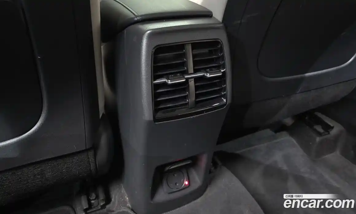 Kia Niro 2022 1.6 Автомат в Москве № 50483, фото 18