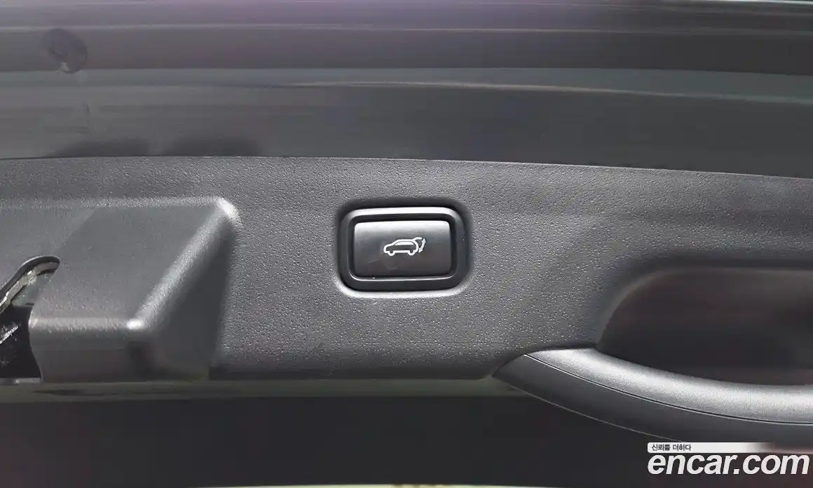 Kia Niro 2022 1.6 Автомат в Москве № 50483, фото 20