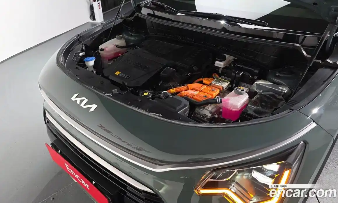 Kia Niro 2022 1.6 Автомат в Москве № 50483, фото 6