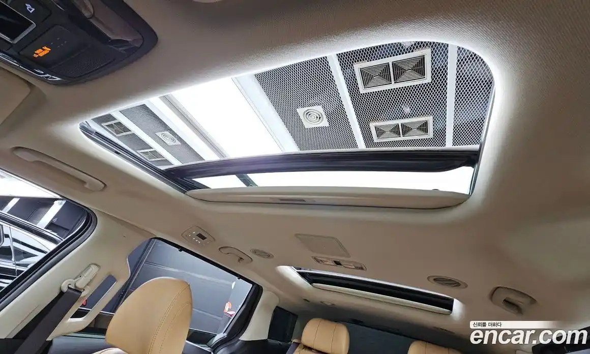 Kia Canival 2023 3.5 Автомат в Москве № 52943, фото 17