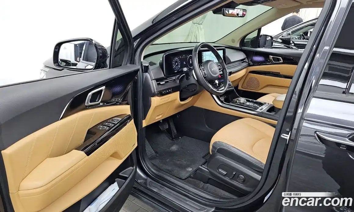 Kia Canival 2023 3.5 Автомат в Москве № 52943, фото 10