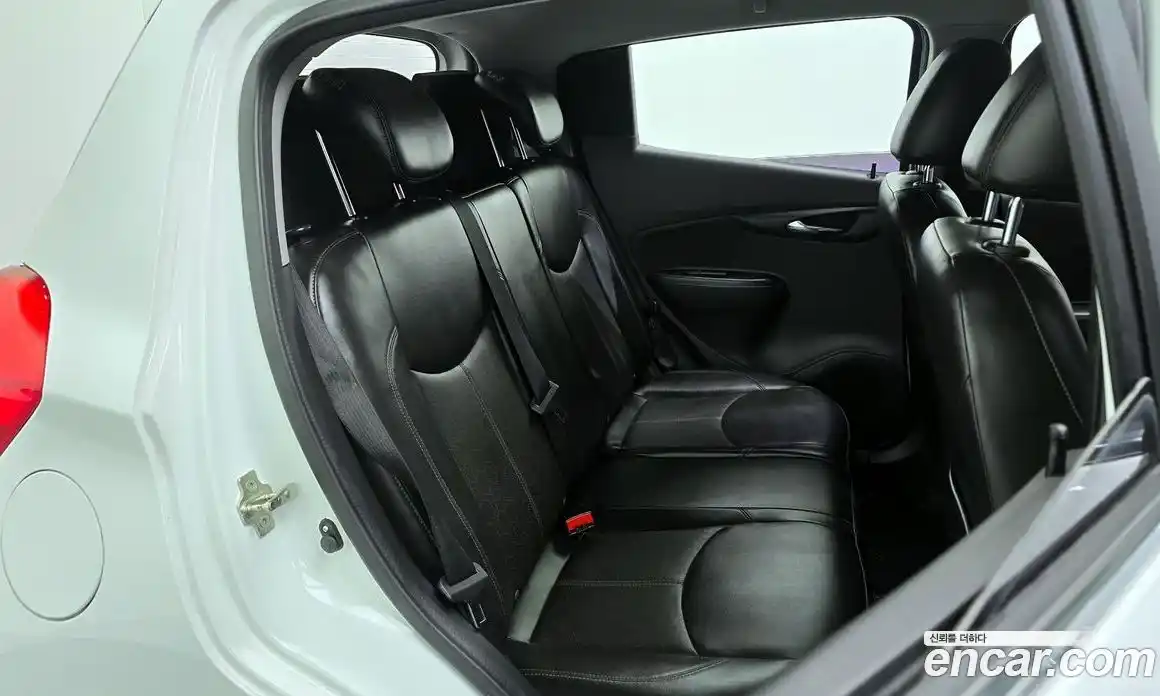 Chevrolet Spark 2016 1.0 Автомат в Москве № 64968, фото 8