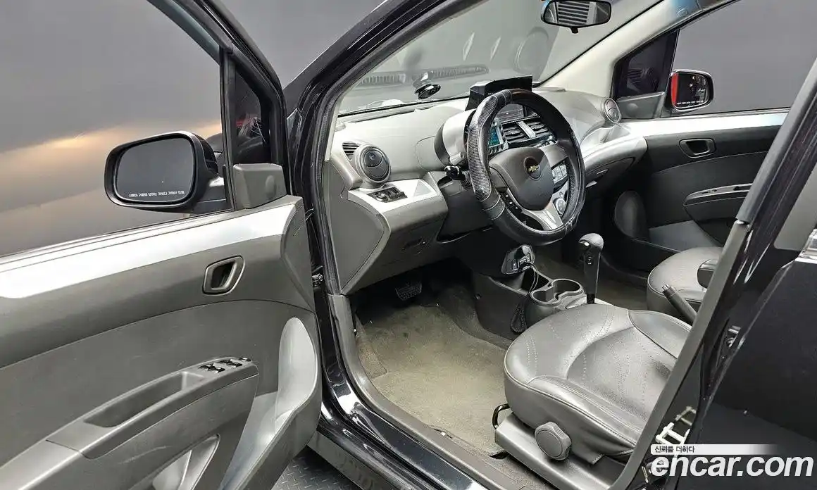 Chevrolet Spark 2013 1.0 Автомат в Москве № 100475, фото 14