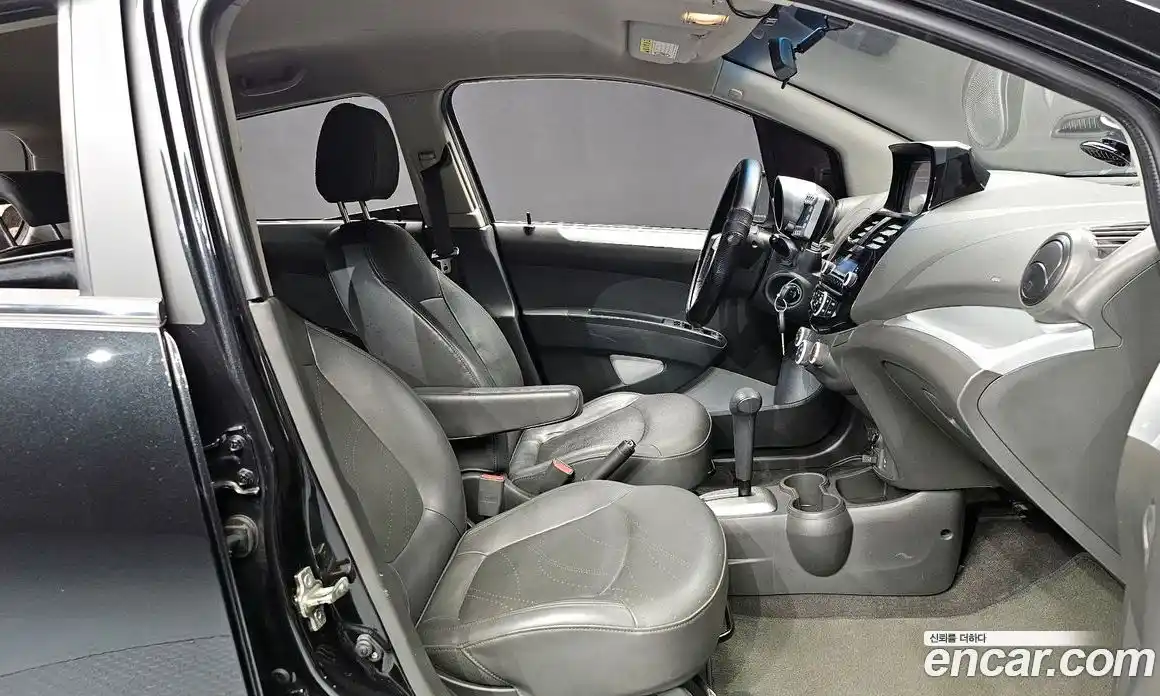 Chevrolet Spark 2013 1.0 Автомат в Москве № 100475, фото 5