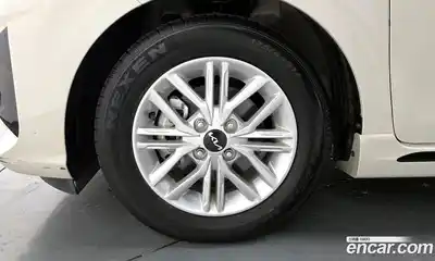 Kia Morning 2023 1.0 Автомат в Москве № 102342, миниатюра 5