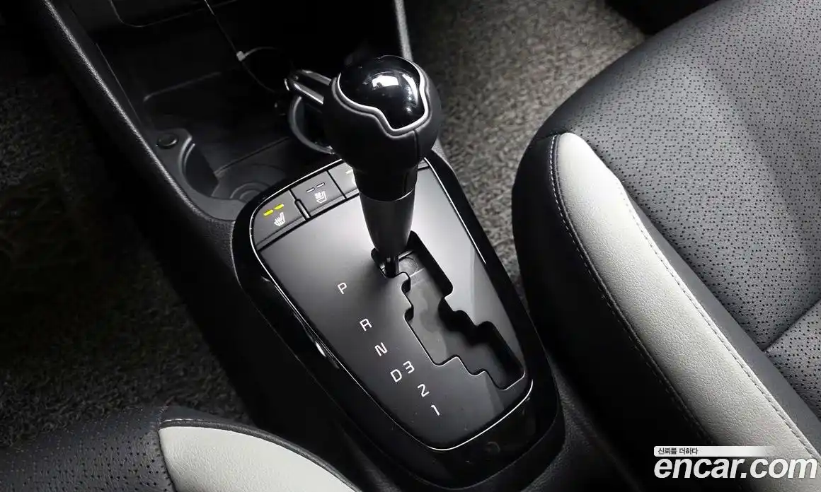 Kia Morning 2023 1.0 Автомат в Москве № 102342, фото 9