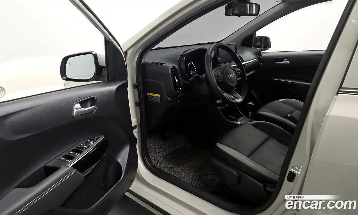 Kia Morning 2023 1.0 Автомат в Москве № 102342, фото 10