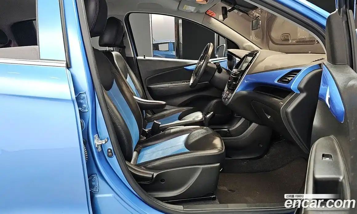 Chevrolet Spark 2016 1.0 Автомат в Москве № 104152, фото 19