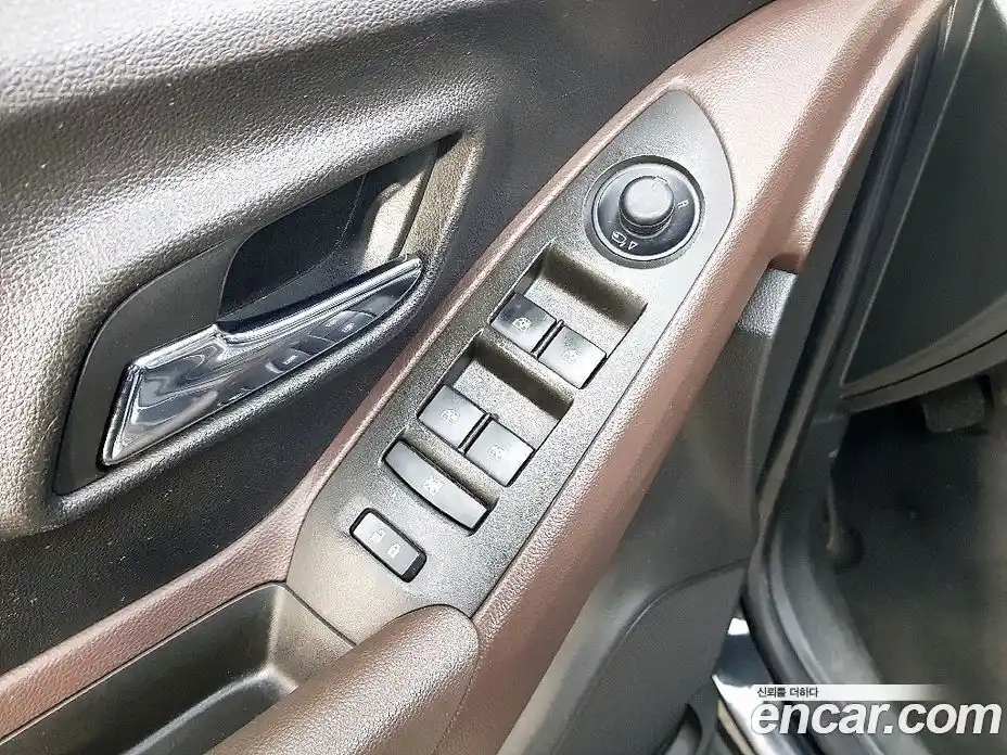 Chevrolet Trax 2014 1.4 Автомат в Москве № 105232, фото 18