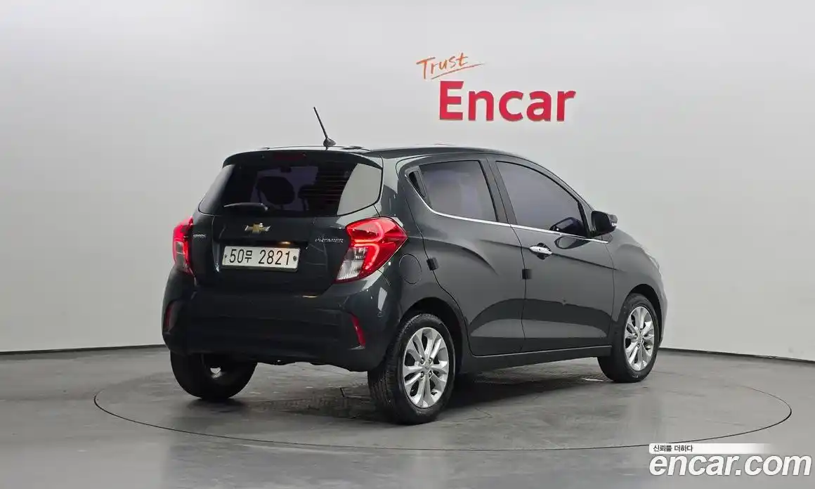 Chevrolet Spark 2019 1.0 Автомат в Москве № 105348, фото 4