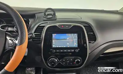 Renault QM3 2015 1.5 Автомат в Москве № 106561, миниатюра 12