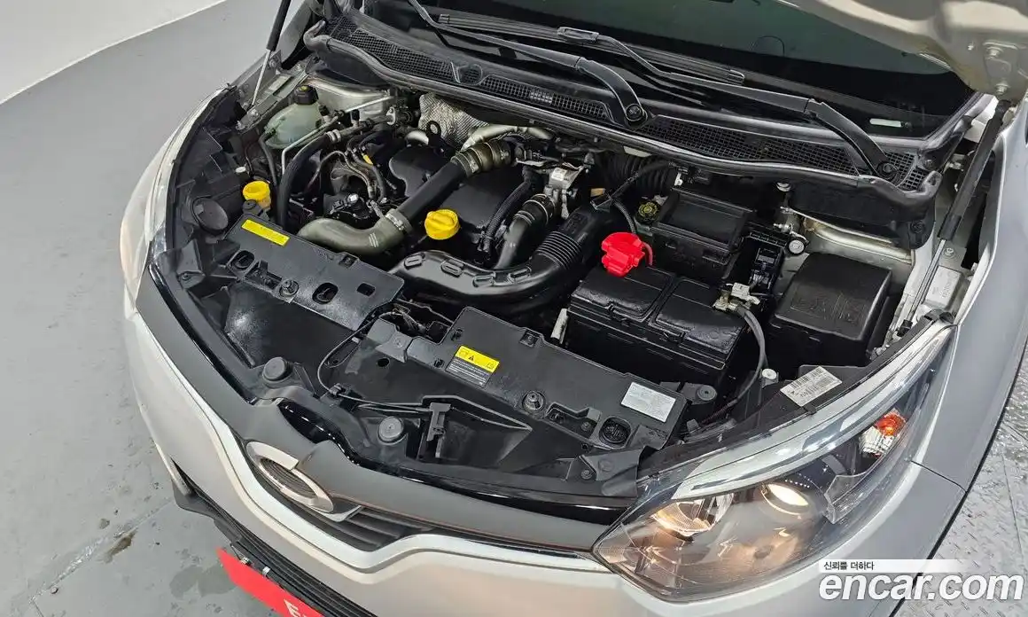 Renault QM3 2015 1.5 Автомат в Москве № 106561, фото 9