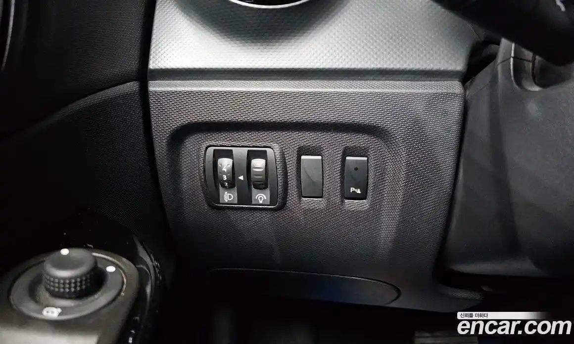 Renault QM3 2015 1.5 Автомат в Москве № 106720, фото 14