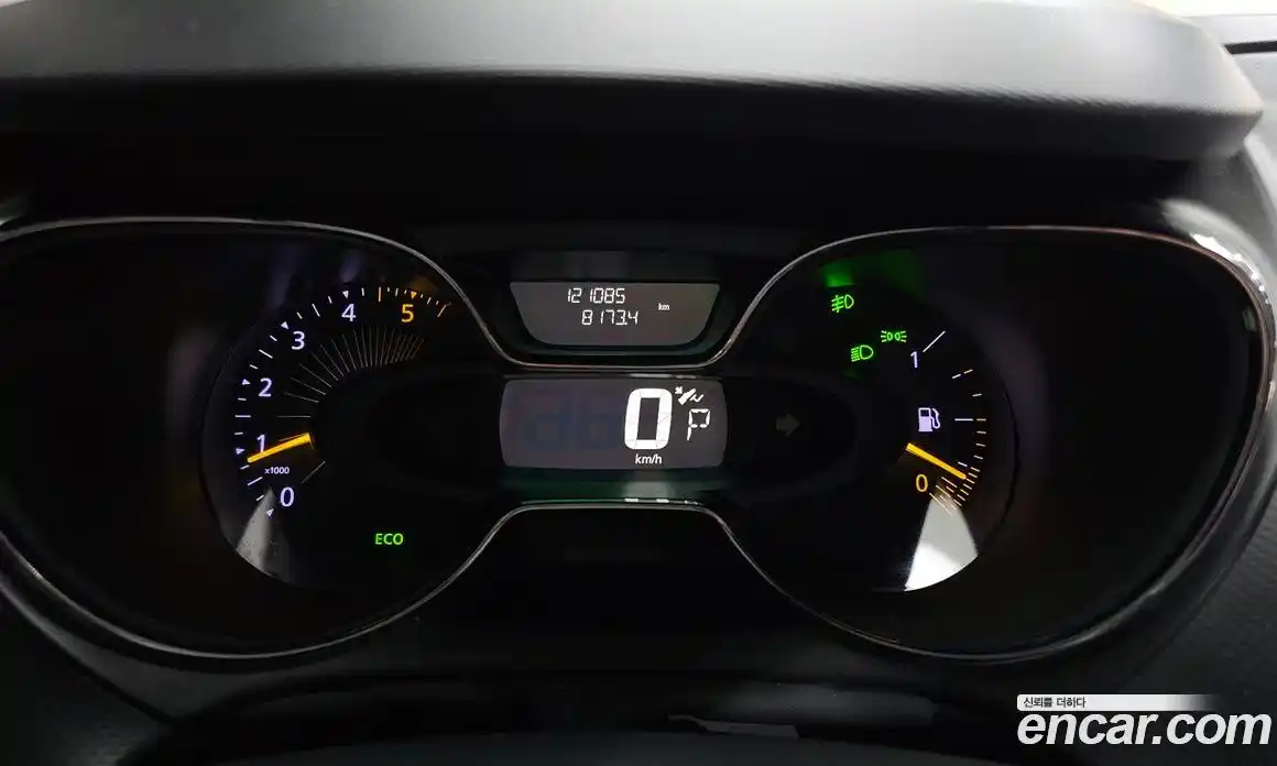 Renault QM3 2015 1.5 Автомат в Москве № 106720, фото 16