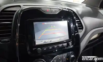 Renault QM3 2015 1.5 Автомат в Москве № 106720, миниатюра 3