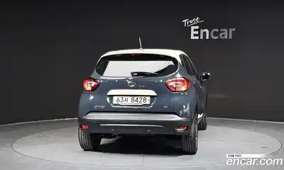 Renault QM3 2015 1.5 Автомат в Москве № 106720, миниатюра 6