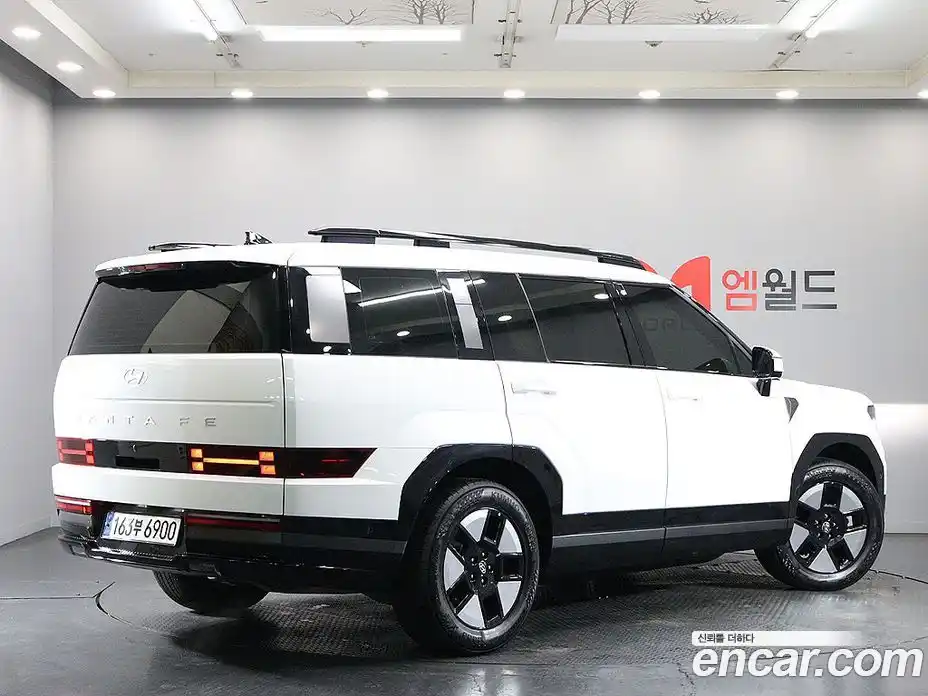 Hyundai Santa Fe 2024 1.6 Автомат в Москве № 107685, фото 3