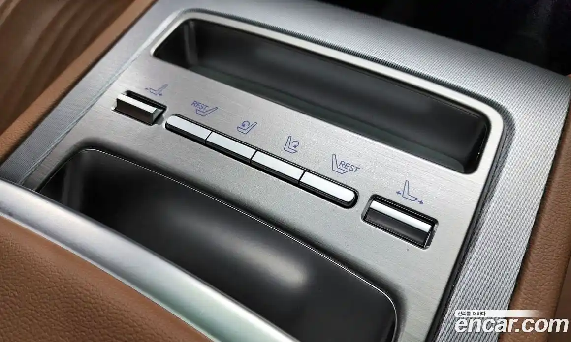 Hyundai Grandeur 2023 2.5 Автомат в Москве № 107728, фото 19