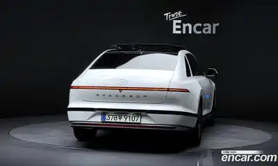 Hyundai Grandeur 2023 2.5 Автомат в Москве № 107728, миниатюра 4