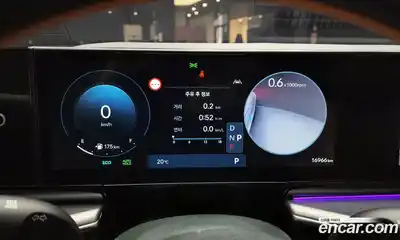 Hyundai Grandeur 2023 2.5 Автомат в Москве № 107728, миниатюра 8