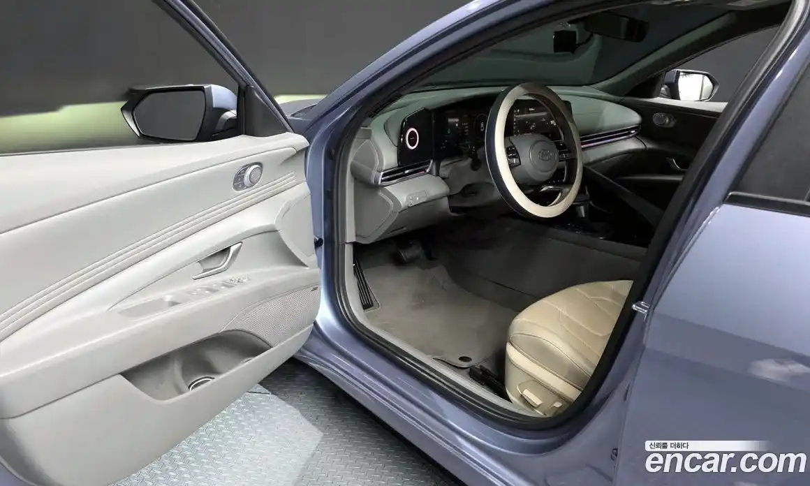 Hyundai Avante 2024 1.6 Автомат в Москве № 110117, фото 13