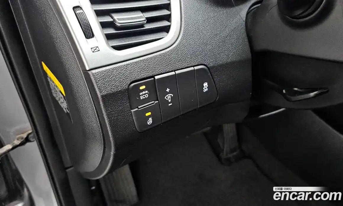 Hyundai Avante 2013 1.6 Автомат в Москве № 112525, фото 17