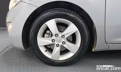 Hyundai Avante 2013 1.6 Автомат в Москве № 112525, миниатюра 5