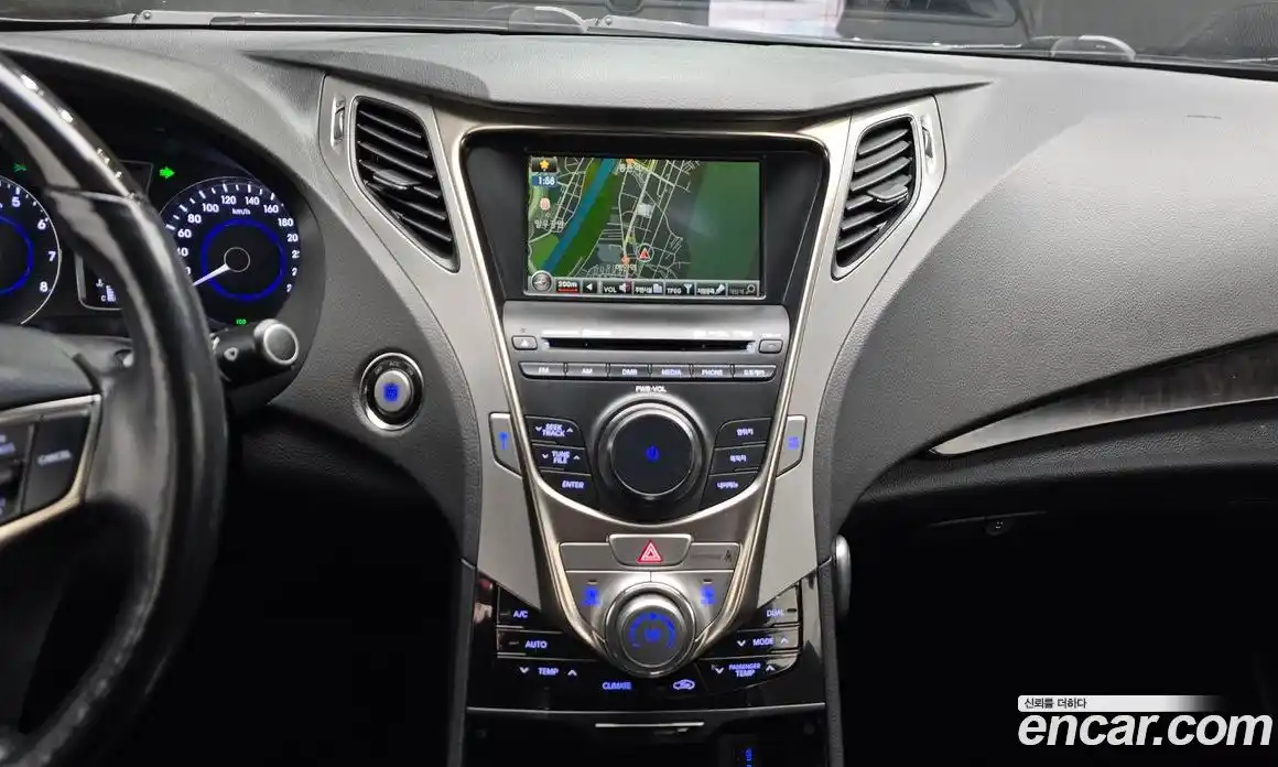 Hyundai Grandeur 2011 3.0 Автомат в Москве № 112905, фото 15