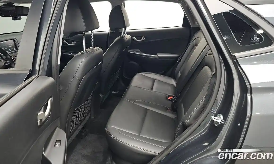 Hyundai Kona 2018 1.6 Автомат в Москве № 114259, фото 12