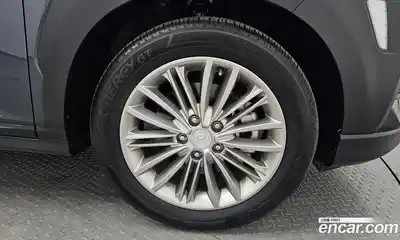 Hyundai Kona 2018 1.6 Автомат в Москве № 114259, миниатюра 5