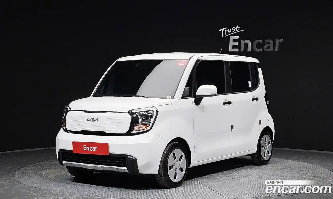 Kia Ray 2024 1.0 Автомат в Москве № 114704, фото 13