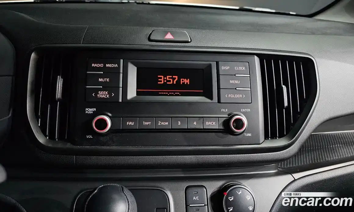 Kia Ray 2024 1.0 Автомат в Москве № 114704, фото 3