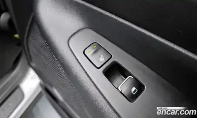 Hyundai Santa Fe 2021 2.2 Автомат в Москве № 119567, миниатюра 2