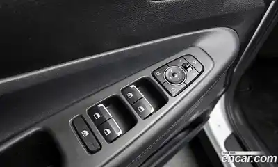 Hyundai Santa Fe 2021 2.2 Автомат в Москве № 119567, миниатюра 10