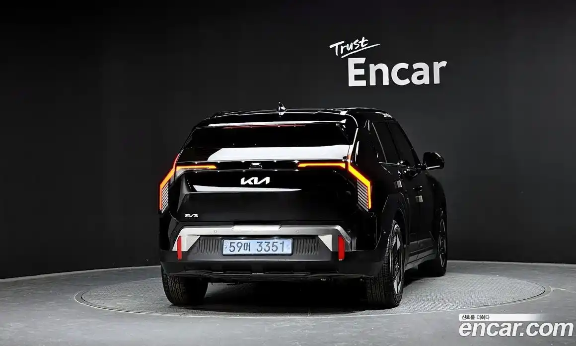 Kia EV3 2025 0.2 Автомат в Москве № 121023, фото 3