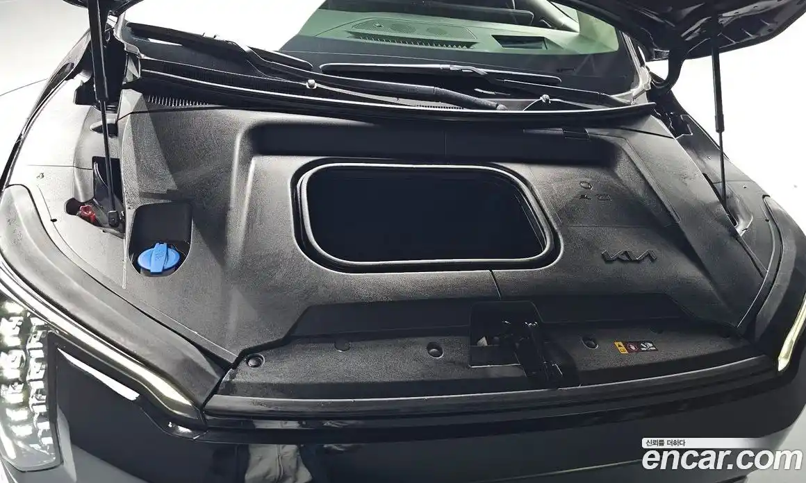 Kia EV3 2025 0.2 Автомат в Москве № 121023, фото 8