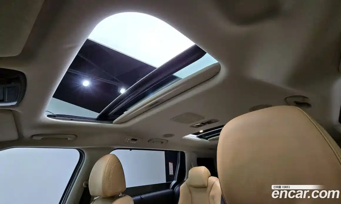 Kia Canival 2023 2.2 Автомат в Москве № 121123, фото 13