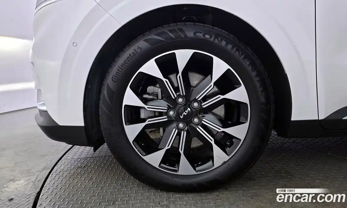 Kia Canival 2023 2.2 Автомат в Москве № 121123, фото 14