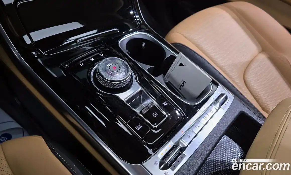 Kia Canival 2023 2.2 Автомат в Москве № 121123, фото 15