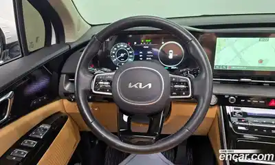 Kia Canival 2023 2.2 Автомат в Москве № 121123, миниатюра 9