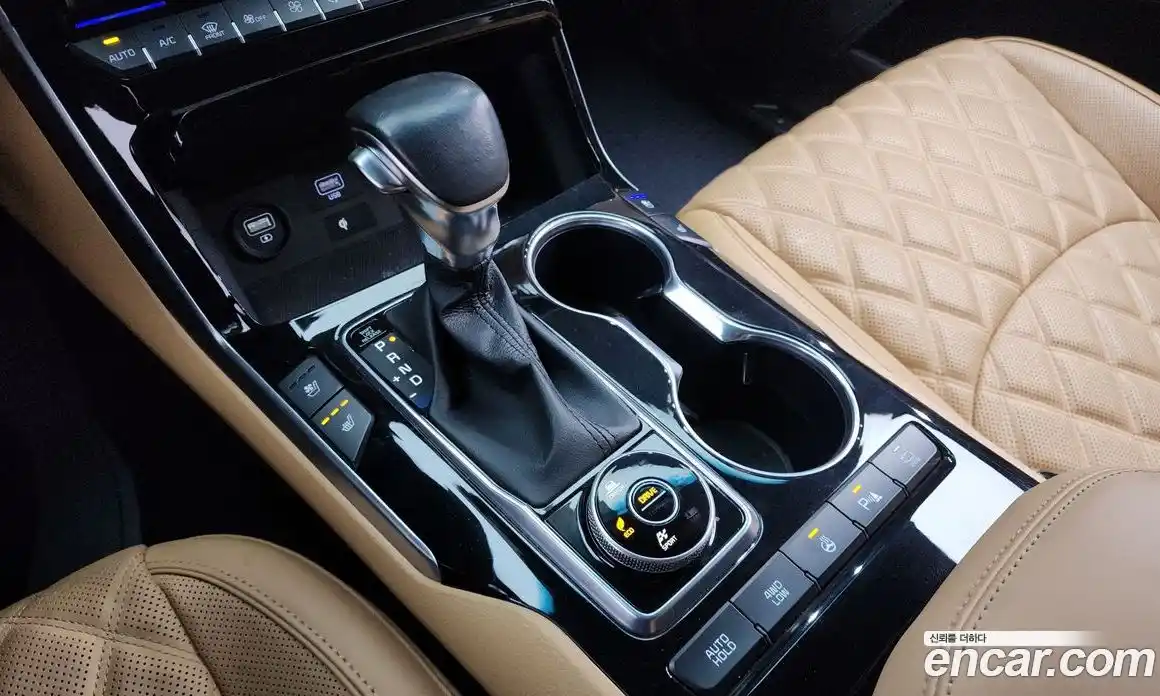 Kia Mohave 2021 3.0 Автомат в Москве № 123866, фото 15