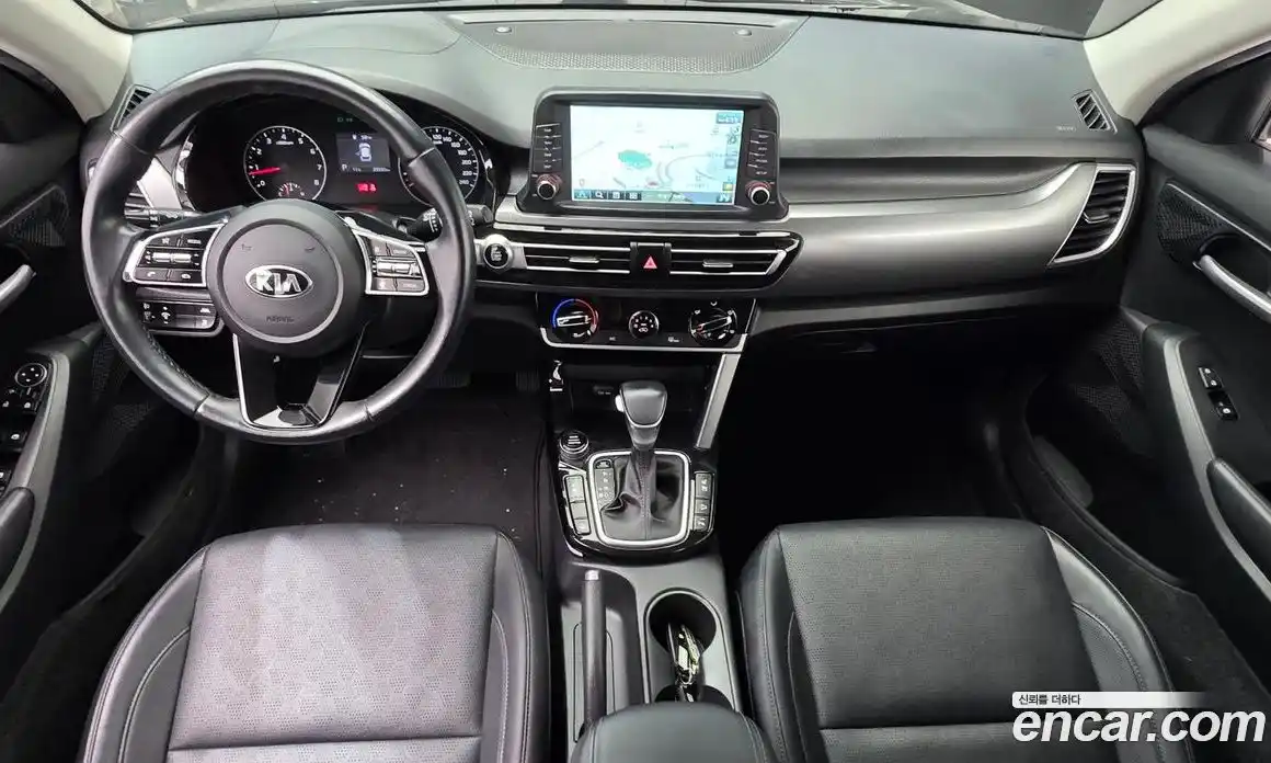 Kia Seltos 2021 1.6 Автомат в Москве № 124163, фото 14