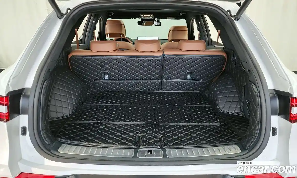 Genesis GV70 2023 2.5 Автомат в Москве № 124449, фото 18