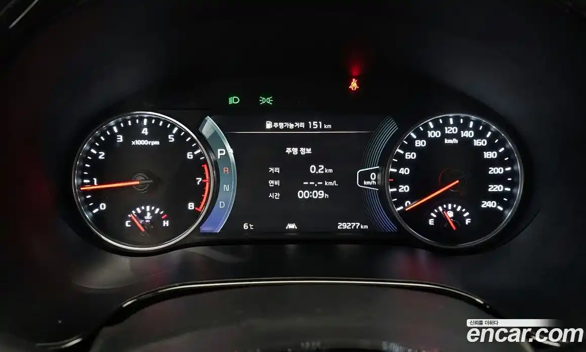 Kia Seltos 2021 1.6 Автомат в Москве № 132376, фото 1